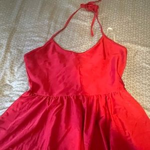 CUTE little red dress 💃🏽